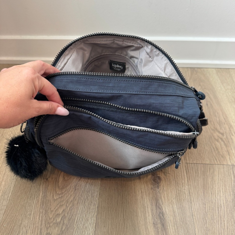 Kipling Gabbie Medium Crossbody Bag Navy Blue Heathered Nylon Multi-Pocket EUC - Picture 8 of 9